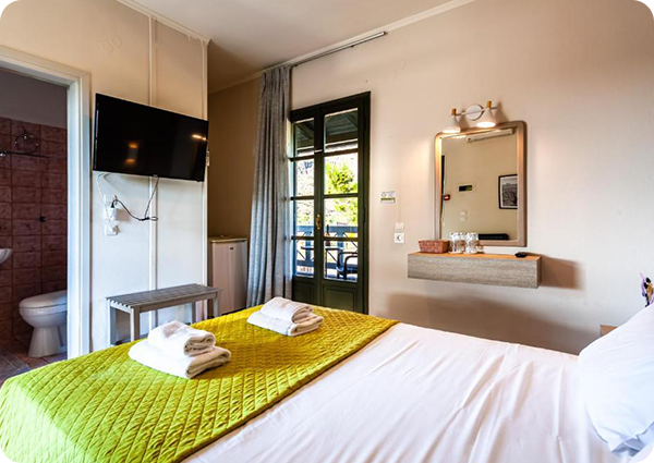 Μέγεθος 14 τ.μ. - 1 μεγάλο διπλό κρεβάτι