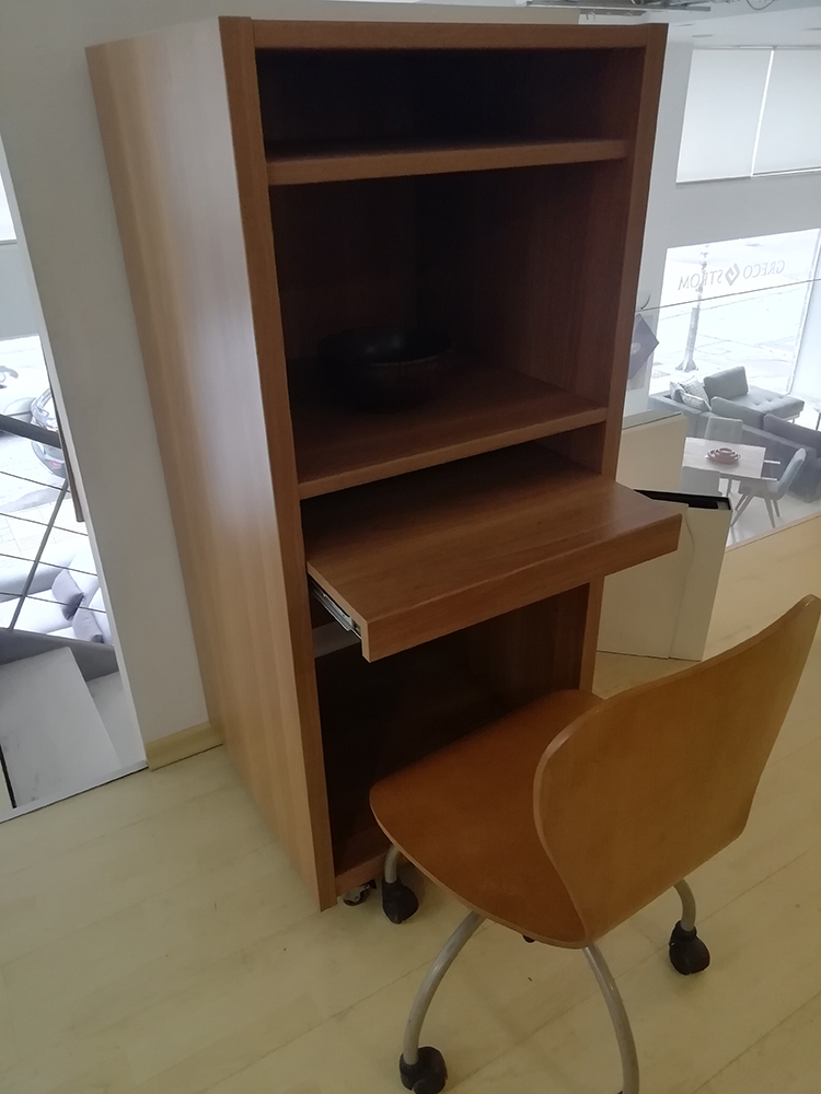 COMPUTER FURNITURE WITH ITALIAN MADE CHAIR AND SLIDING SHELF