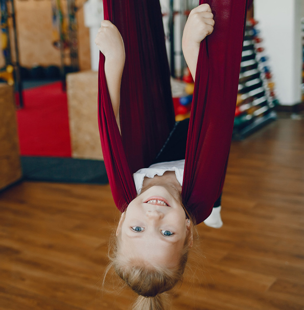 Παιδική Yoga & Aerial Yoga