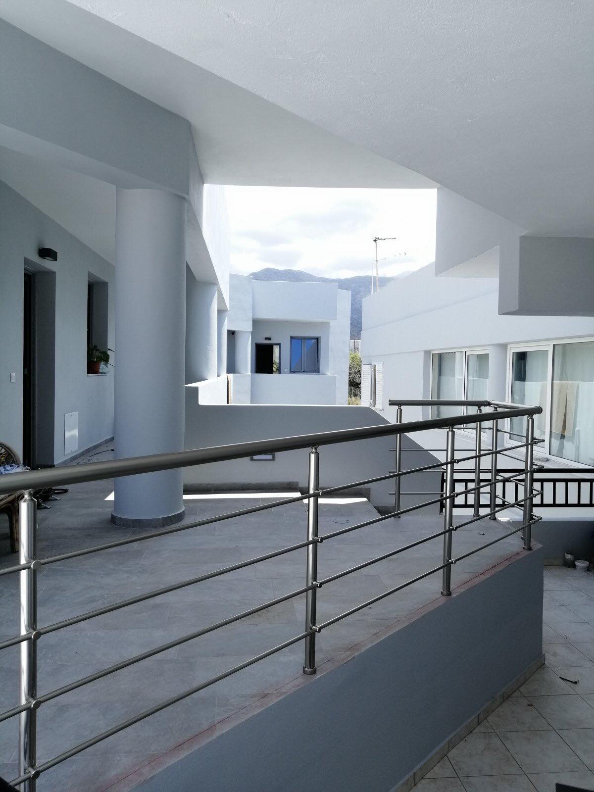 No photo description available.