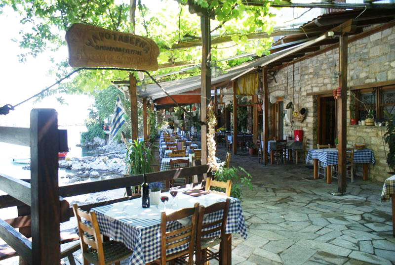 Εστιατόριο Νταμούχαρη Πήλιο Μπαρμπα Στέργιος - 4ty.gr