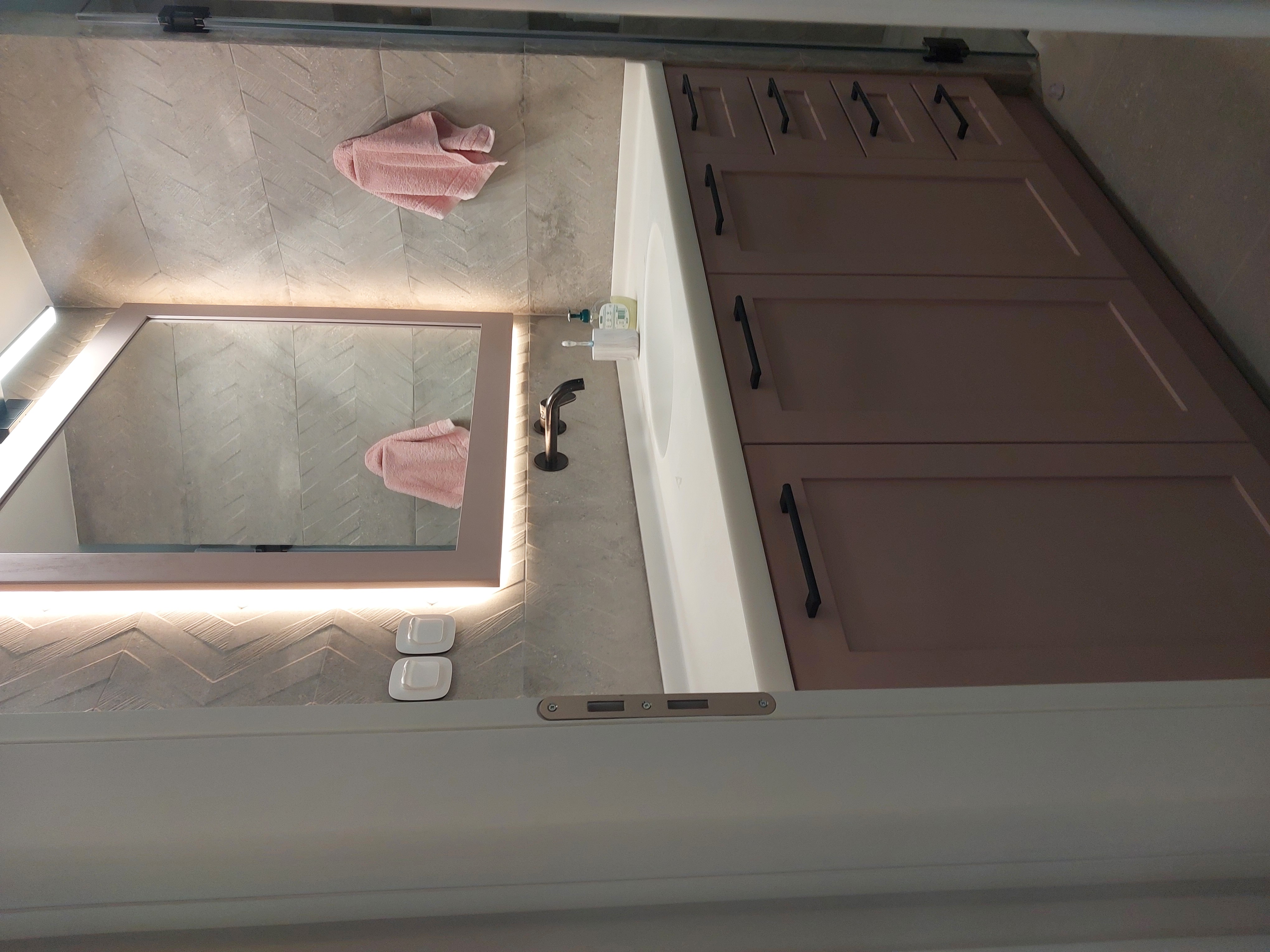 Bathroom furniture