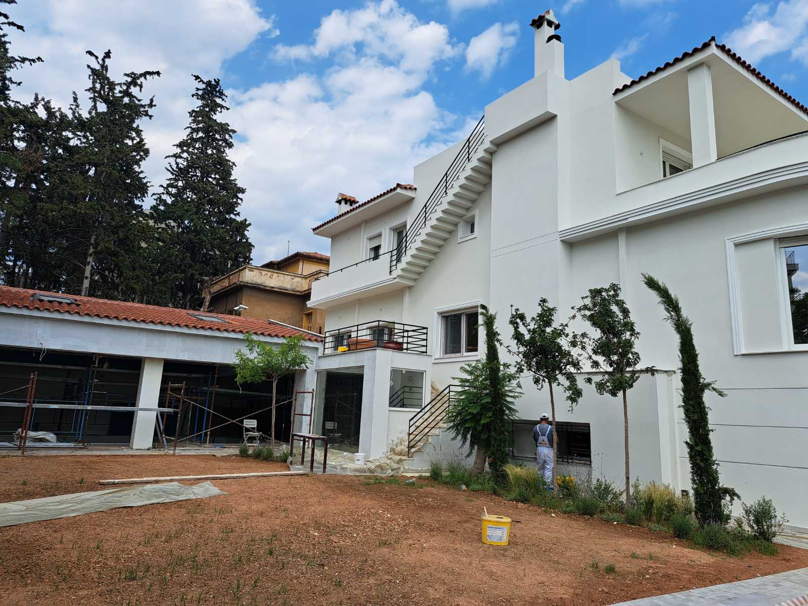 Οικοδομικές εργασίες Νίκος Μιλάϊ
