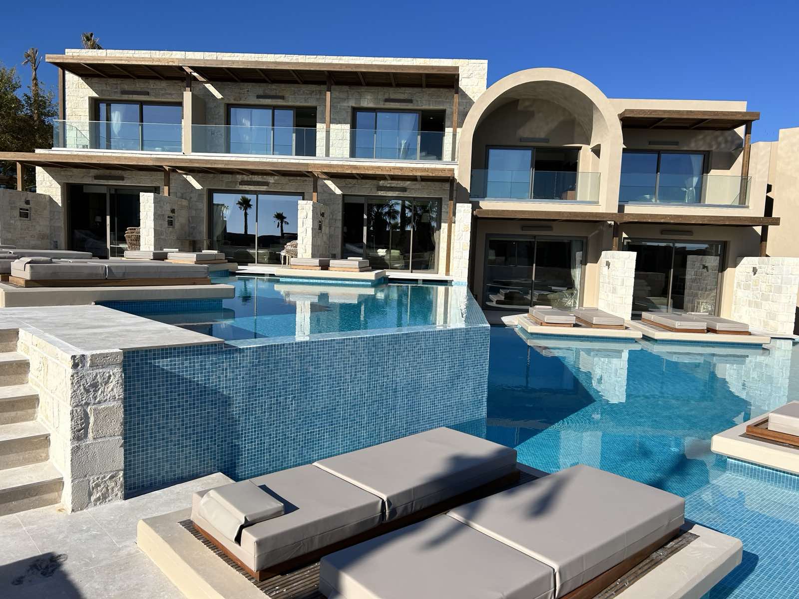 SANDALAKIS CONSTRUCTIONS